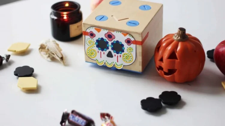 Halloween Cubetto robotiga | 3 inspireerivat projekti, kuidas kasutada Cubetto robotit Halloweeni tegevustes
